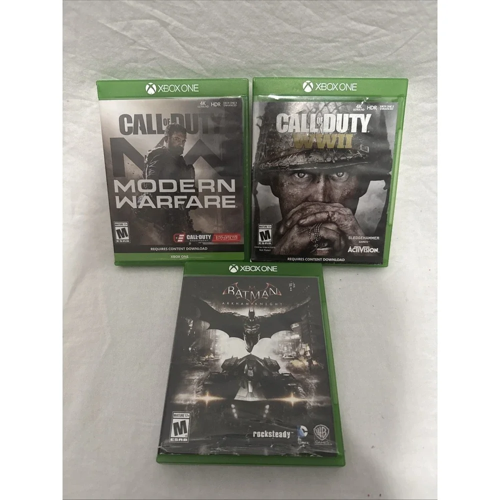 Xbox One game lot of 3 games Call Of Duty WWII Modern Warfare Batman Fast Ship